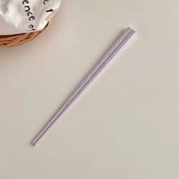 Đũa ăn màu pastel dễ thương. Đũa nhựa an toàn, thiết kế nhám cầm chắc tay - Majehome 5