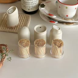 Lọ tăm cao cấp thiết kế sang trọng. Hộp đựng tăm vệ sinh decor đẹp - Majehome 3