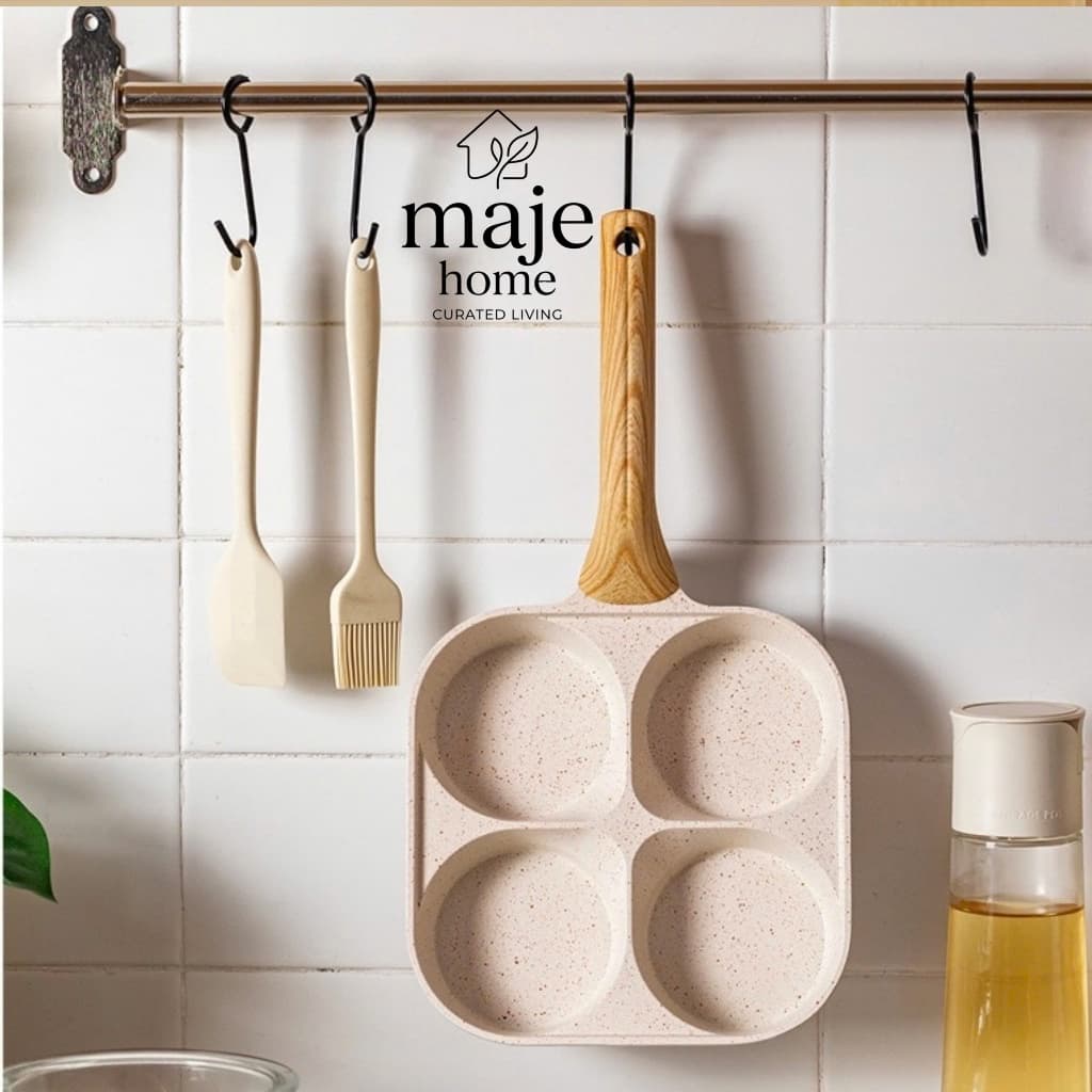 Chảo 4 ngăn chống dính cao cấp tay cầm gỗ. Chảo chiên trứng, pancake, xúc xích đa năng tiện lợi - Majehome