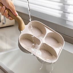 Chảo 4 ngăn chống dính cao cấp tay cầm gỗ. Chảo chiên trứng, pancake, xúc xích đa năng tiện lợi - Majehome 3
