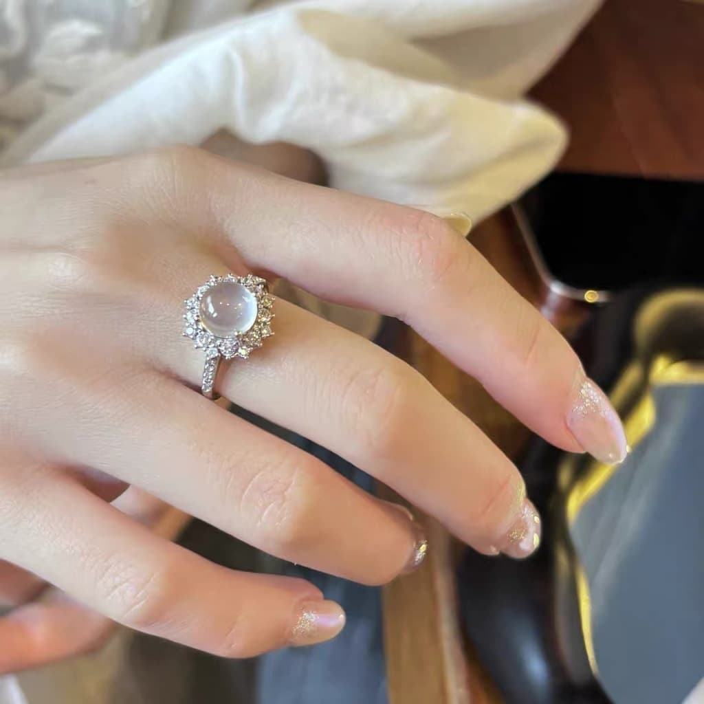 B35 Nhẫn mặt trứng đá Chalcedony phong cách cổ điển Trung Hoa sang trọng