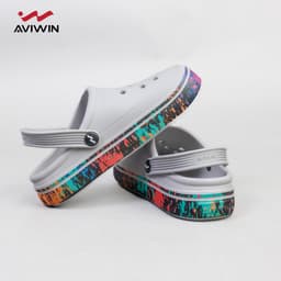 [ AVG003 ] [ Tặng Charm ] Dép sục thời trang Aviwin Avigo-003 hoạ tiết quẩy sơn xung quang- Đi tăng 1 size 3
