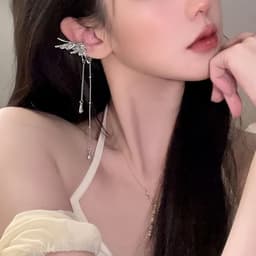 Khuyên Kẹp Vành Tai Cánh Bướm Thiên Thần Phối Dây Xích Dài Phong Cách Cool Ngầu - Phụ Kiện Cá Tính Y2K Cực Xinh 5