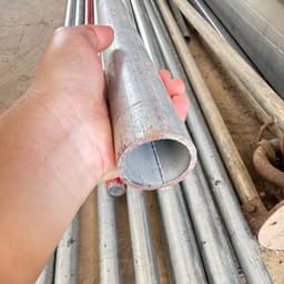 Ống kẽm nhúng nóng phi 21-27-34-42-49 cắt lẽ theo nhu cầu 3