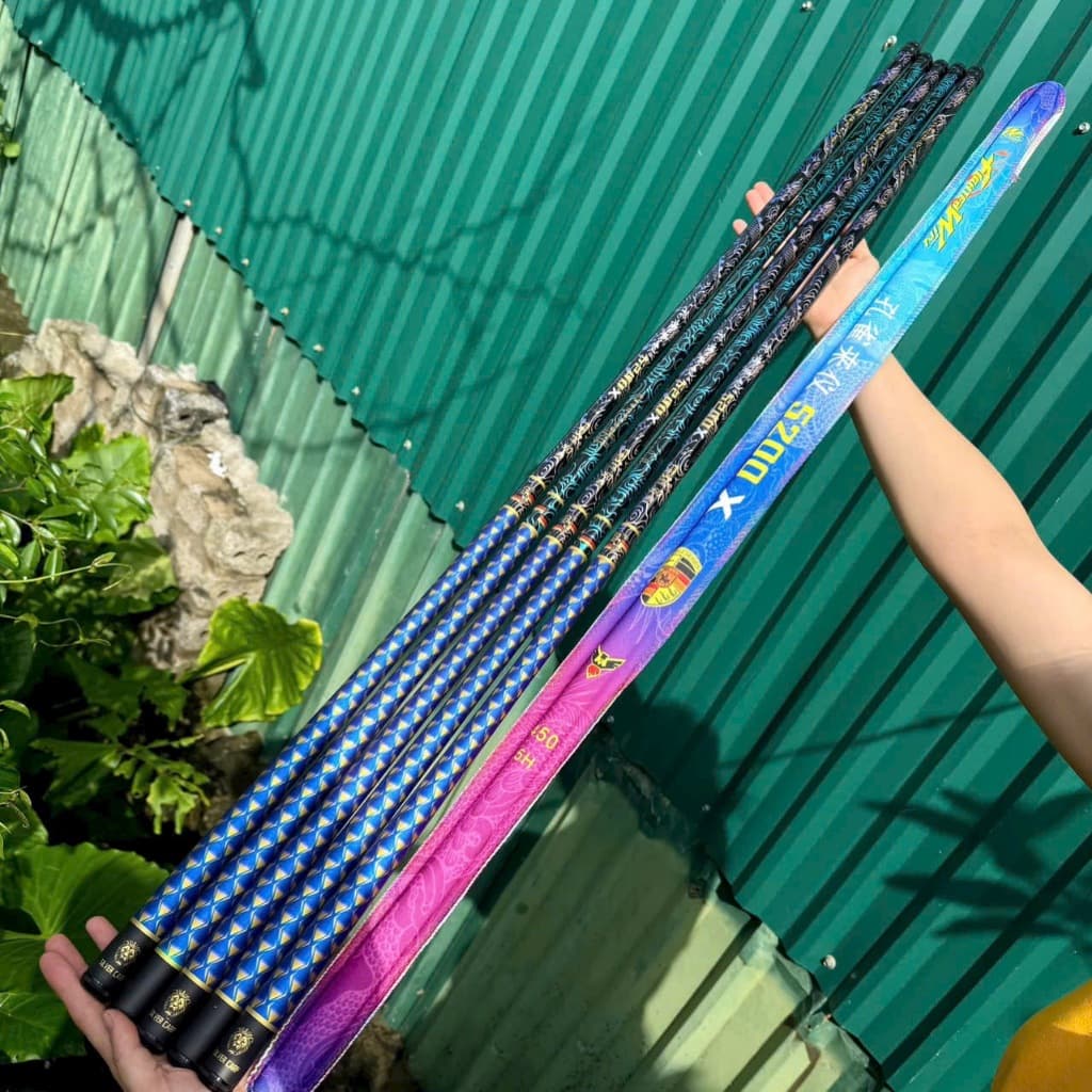 Danh Chấn Thiên Hạ Cần Câu Tay 5H Bản Tím Kích Thước 5m4 Chất Liệu Carbon Tặng Kèm Ngọn