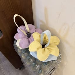 Túi xách tay dây rút họa tiết hoa độc đáo, tươi tắn, dung tích lớn, kiểu dáng mới, giá trị cao, đa năng cho công việc và 4