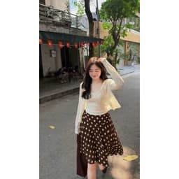(Dmina YJIA) Set 3 chi tiết gồm set áo ren 2s và cardigan kèm chân váy chấm bi chéo tà 4