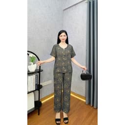 Bộ trung niên cho mẹ , bà cài khuy xu hướng chất lụa mát 4