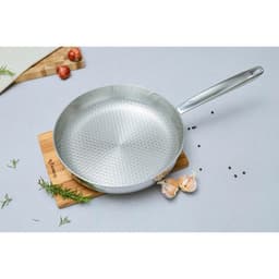 Chảo đúc inox 3 lớp thân đáy liền dập nổi Kaiyo, dáng cạn size 28cm [mã KIP-6728] 3