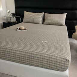 Bộ Ga Gối 3 Món Vải Cotton Đũi Thoáng Mát, Mẫu gấu nâu, Bọc Đệm 2–10cm,Đủ Kích Thước 3