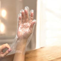 Hộp 100 găng tay nilon dùng 1 lần Kouyu - màu trắng 4
