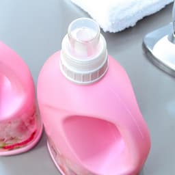Nước xả vải kháng khuẩn hương hoa thiên nhiên Can 2,5L Kaneyo 5