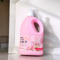 Nước xả vải kháng khuẩn hương hoa thiên nhiên Can 2,5L Kaneyo 4