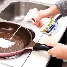Chai xịt tẩy rửa đồ dùng nhà bếp 300ml Rocket 2