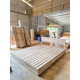 Giường Pallet Gỗ Mới Chân Cao 20cm  Mặt Nan Chà Mịn To - Pallet Gỗ Chống Mốc Không Mắt Đen 8
