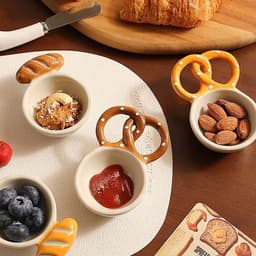 Bát nước chấm gốm sứ dễ thương. Chén chấm mini quay hình bánh mì đựng sốt gia vị, decor bàn ăn - Majehome 2
