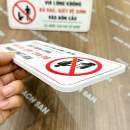 Không Bỏ Giấy Và Rác Vào Bồn Cầu - Quy Tắc Giữ Sạch Nhà Vệ Sinh 5