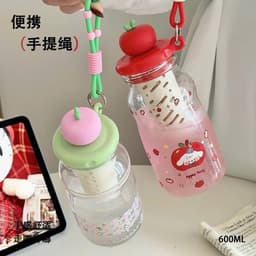 Bình nhựa nắp táo kèm lõi lọc trà 480ml siêu củe thiết kế dễ thương với nắp hình quả táo 5