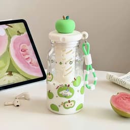 Bình nhựa nắp táo kèm lõi lọc trà 480ml siêu củe thiết kế dễ thương với nắp hình quả táo 6