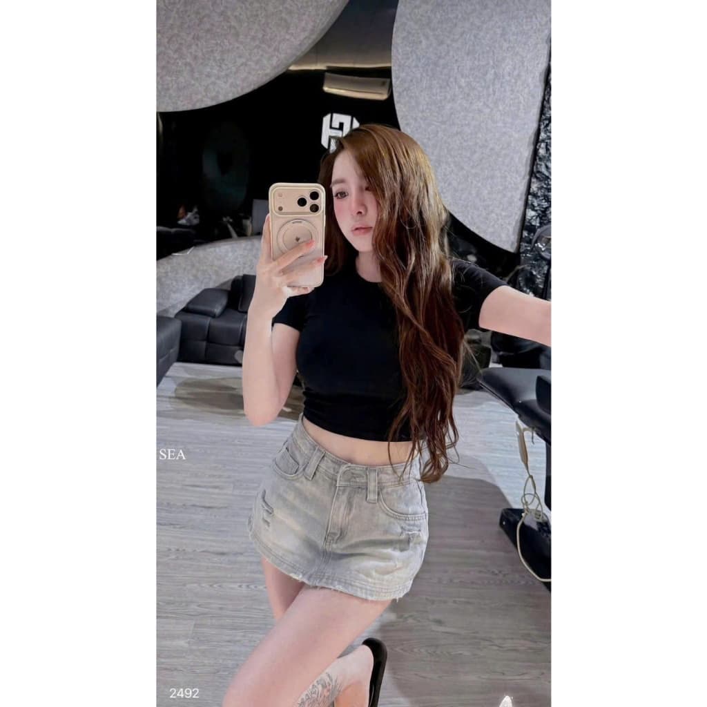 👖✨ Chân Váy Bò Cào Rách – Jean Nữ Cá Tính Basic Dễ Phối Đồ