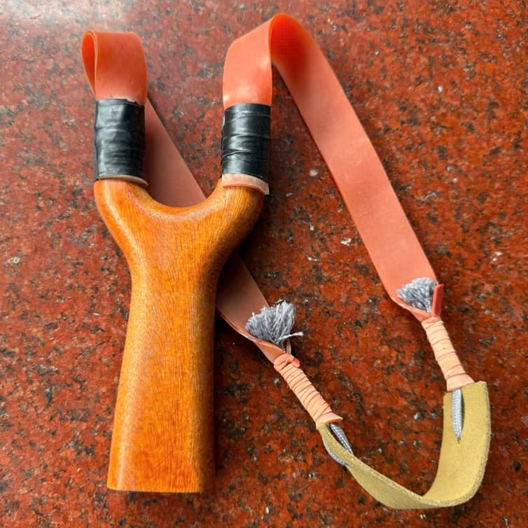 bộ Ná cao su gỗ căm xe tặng kèm 1 dây sỏi đá dày 2mm dài 25cm