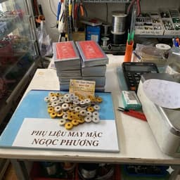 Hộp 100 con suốt nhôm vàng sử dụng cho máy may 1 kim công nghiệp 1