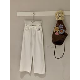 𝑨𝒏𝒏 𝑺𝒕𝒖𝒅𝒊𝒐 [SẴN L]𝐖𝐆𝐖𝐄/ Quần Kaki Suông Trắng Thêu Ngựa 9816, Quần Kaki Nữ Ống Rộng Lưng Cao Chất Mềm Basic 2