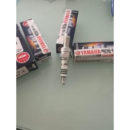 Bugi bạch kim chính hãng Yamaha cho xe Exciter 3