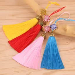 DÂY ĐỒNG TÂM KẾT MŨ VÀNG KIM LOẠI - Móc Khóa Tua Rua Đỏ Cổ Phong Đạo Cụ Cosplay Quà Tặng Độc Đáo 9