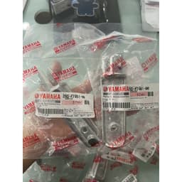 Đế chân, gác chân  trước chính hãng Yamaha cho xe Exciter 150, Exciter 155 3