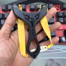 ( sale ) NÁ NHỰA ADAM XÍCH + 1 DÂY kéo tới má , ná nhựa ABS siêu bền 1