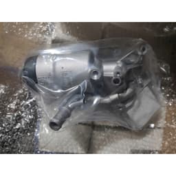 Cụm làm mát dầu Trax hàng SH Trung Quốc 5