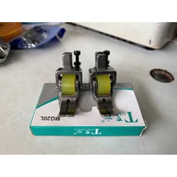 Chân vịt bánh xe nhựa chống nhăn may  công nghiệp. 2