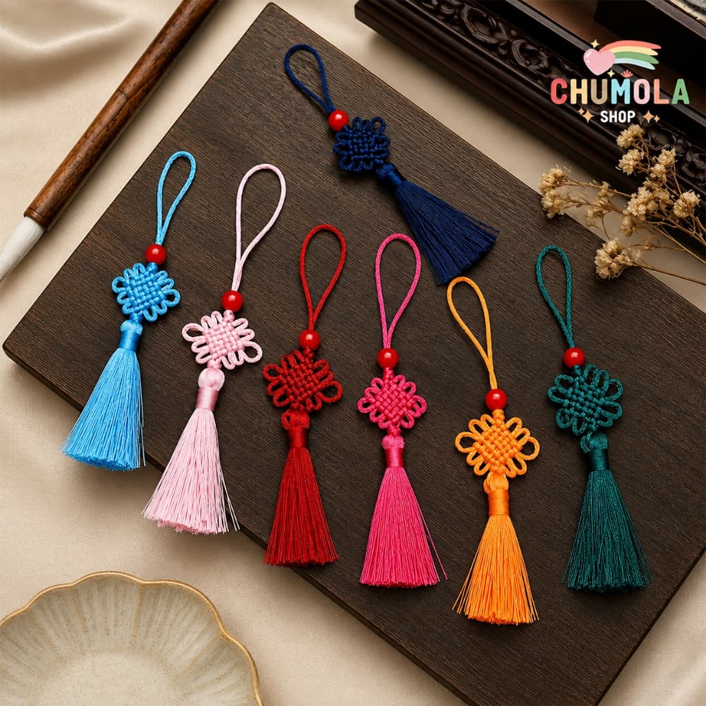ĐỒNG TÂM KẾT HẠT ĐỎ TUA RUA NGẮN - Set Dây Treo Cổ Trang Trang Trí Ngày Tết May Mắn Xinh Xắn