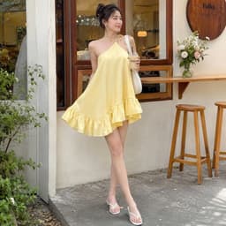 Váy Mùa Hè Cổ Yếm Vàng Chanh Form Babydoll Dễ Thương Đi Biền 2
