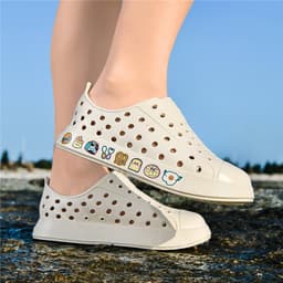 Giày Nhựa Luchi Cho Bé Siêu Nhẹ Chống Trơn Trượt | Giày Đi Biển, Đi Học Tặng Charm Xinh.T11 3