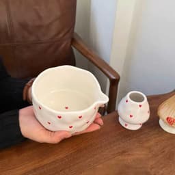 Set bộ pha matcha 2 món gồm bát chawan gốm sứ có vòi rót và đế để chasen đựng chổi đánh trà - Majehome 3