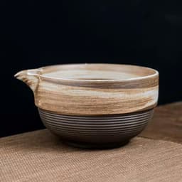 Bát chawan có vòi rót kèm đế chasen. Bộ pha trà matcha 2 món gốm thủ công cao cấp - Majehome 5