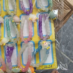Vỉ 20 chiếc vòng tay hạt to dạ quang siêu đẹp 7