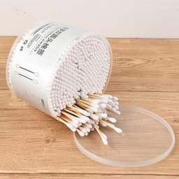 Hộp 500 tăm bông ráy tai cotton 2 đầu thân gỗ an toàn vệ sinh 0.5x7.5cm Hộp 500 tăm bông 2 đầu vệ sinh tai, mũi 2