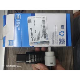 Mô Tơ Bơm Nước Rửa Kính Chính Hãng GM Cho Cruze, Lacetti CDX, VinFast Fadil, Orlando 3