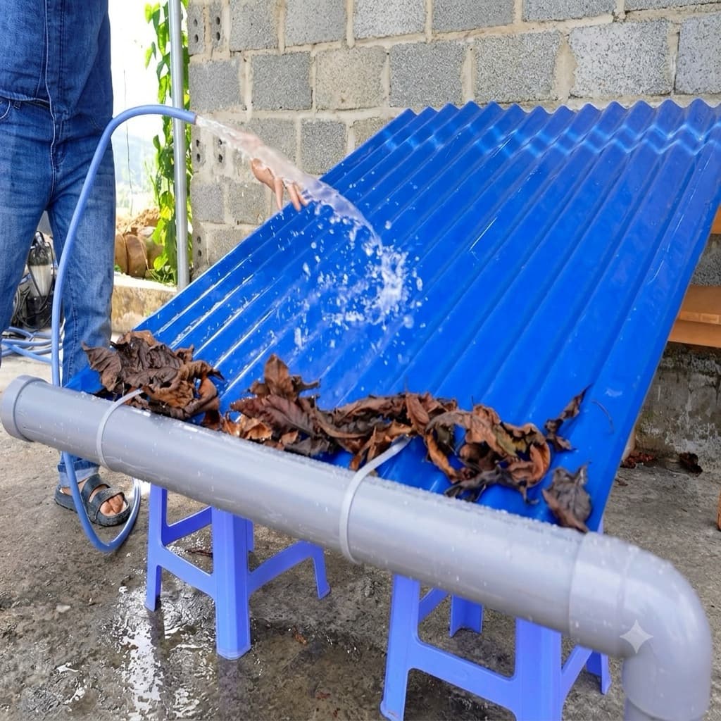 Máng hứng nước mưa ống PVC cho mái tôn bền đẹp, hiệu quả.