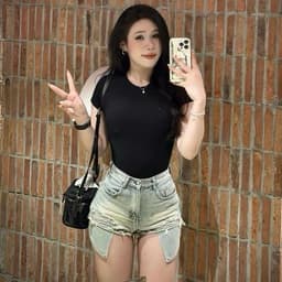 Quần Short  Jean Nữ Cao Cấp Kiểu Lòi Túi Lai Gấp , Hai Túi Trước Sau , Lưng Cao , Vải Nhập QC 4