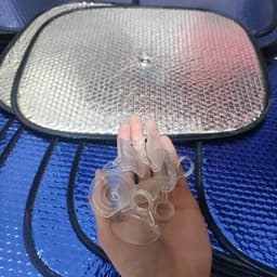 Tấm Chắn Nắng Ô Tô, Tấm Che Nắng Ô Tô Xốp Bạc Dày Dặn Chống Nắng Bảo Vệ Nội Thất Xe 4