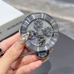 Con quay hồi chuyển chân đế dính lưng điệnthoại thiết kế đanăng linh hoạt phù hợpnhiều mẫuđiện thoại 4