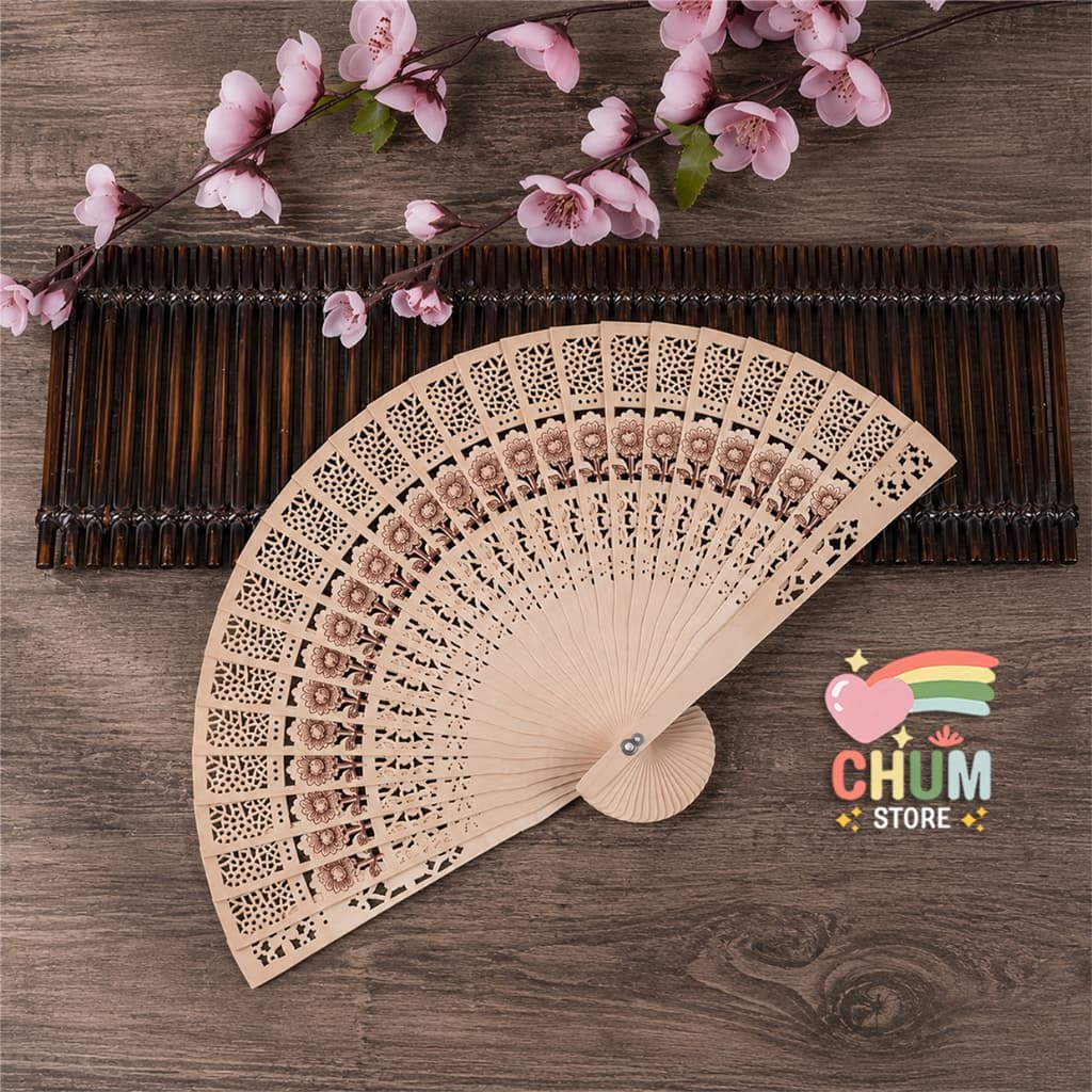 Quạt gỗ hoa hướng dương cổ trang nhiều hoạt tiết làm oản, tháp độc đáo