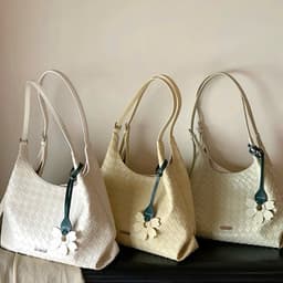 BST Charm Hoa - Túi Da Đan Tote Charm Hoa Quai Đôi Vintage Siêu Xinh 1