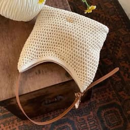 BST Hè - Túi Chio Tote Lưới Đan Charm Hoa HS407 3