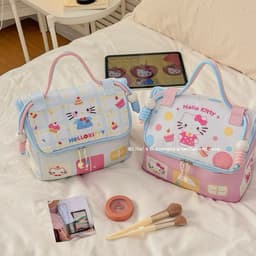 Túi Đựng Mỹ Phẩm Hello Kitty Dễ Thương với Thiết Kế Ngăn RộngTiện Lợi cho Người Yêu Thích Sắp Xếp. 4