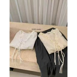 DÂU TÂY Áo Thô Boi WG.WE 8974 Áo Kiểu Nữ Voan Tơ Thêu Hoa Nhí WO WE, Áo Thun Ren Cộc Tay Thắt Nơ Dây Rút Tiểu Thư 8